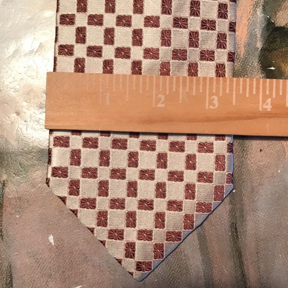 Hugo Boss Silk Tie - Picture 11 of 11